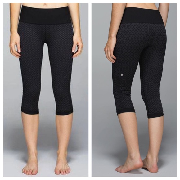 Lululemon In The Flow Crops Soul Geo Print Size 4 - Picture 2 of 7